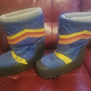 Vintage Rainbow Moon boots